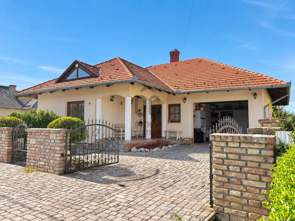 Eladó üdülő, nyaraló, Balatonberény, Balatonberény