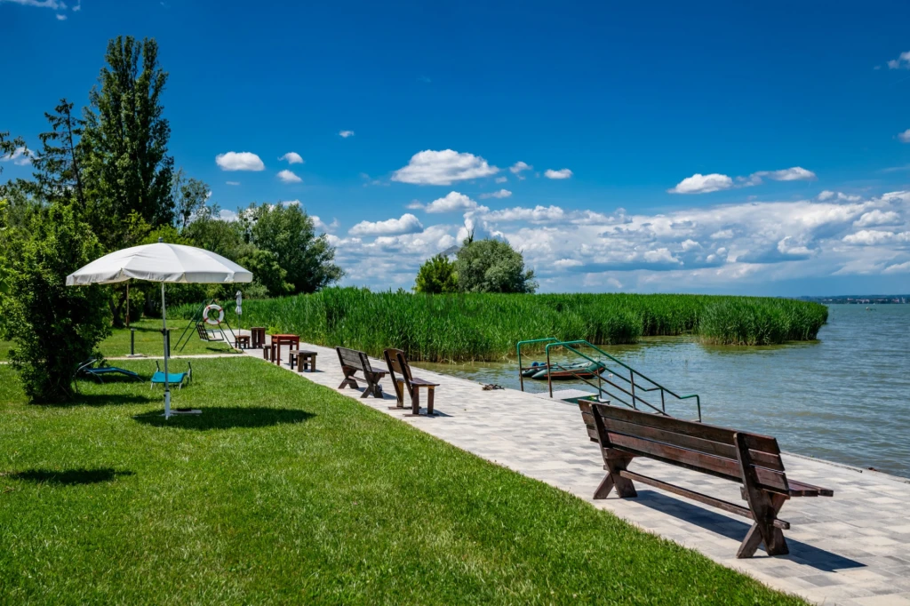 Eladó üdülő, nyaraló, Balatonberény, Balatonberény