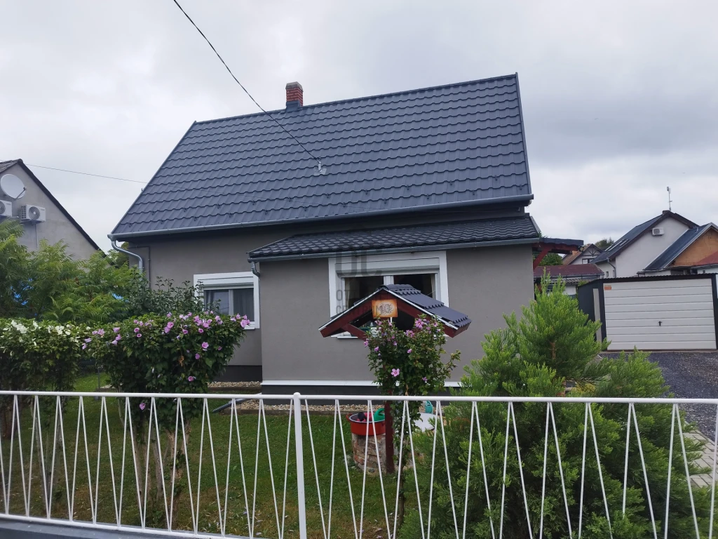 Eladó üdülő, nyaraló, Balatonmáriafürdő, Balatonmáriafürdő