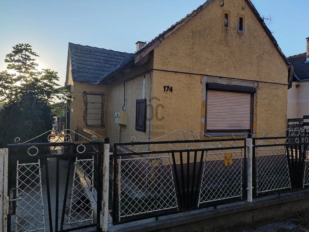 Eladó családi ház, Inke, Inke