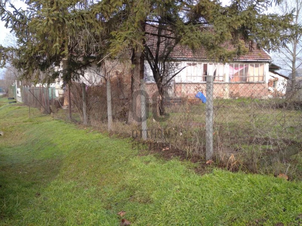 Eladó építési telek, Vajta, Vajta