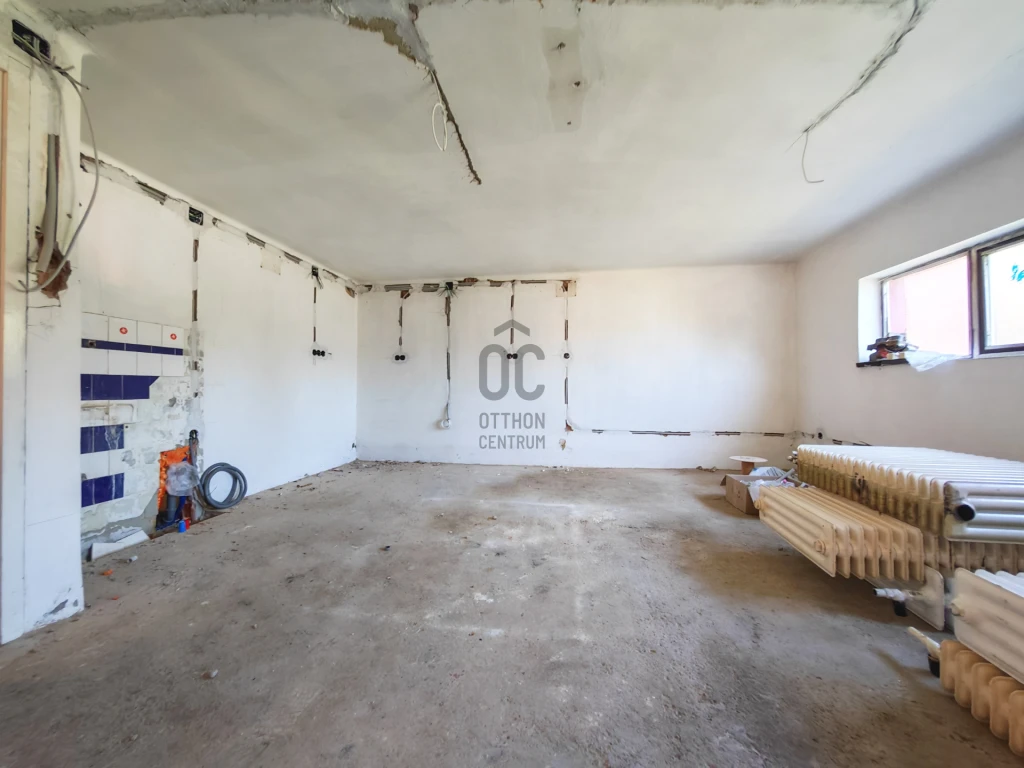 c3-1-name c2-1-name, Székesfehérvár, Szárazrét-Feketehegy