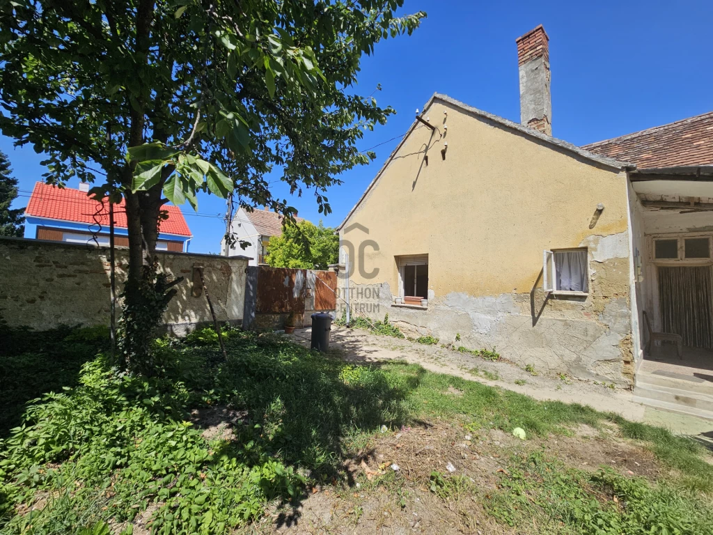 c3-1-name c2-1-name, Csepreg, Csepreg