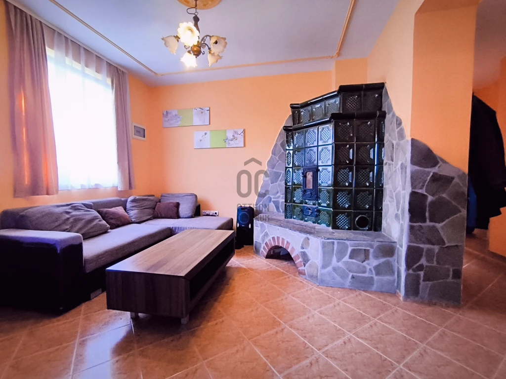 c3-1-name c2-1-name, Pölöske, Pölöske