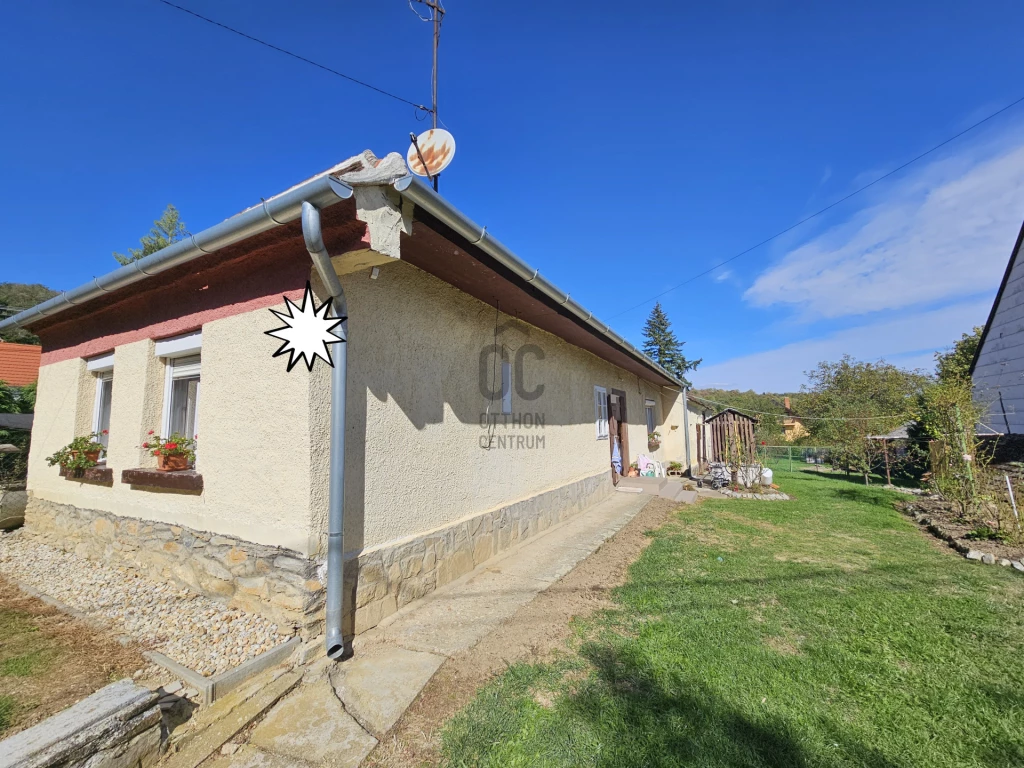 For sale house, Cák, Cák