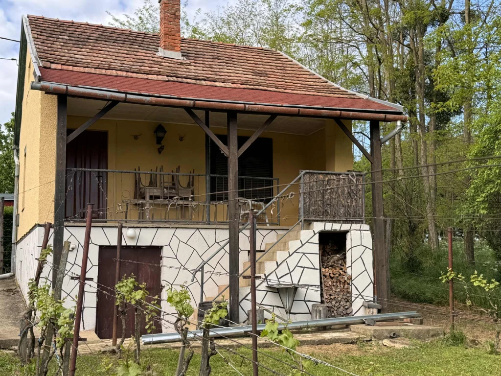 Eladó üdülő, nyaraló, Csatár, Csatár