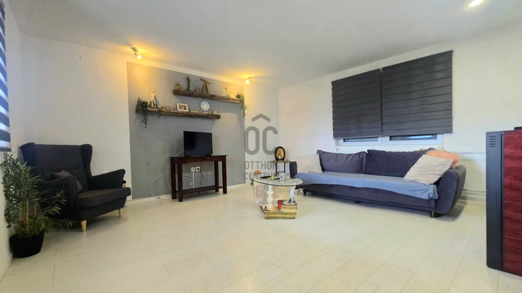 Eladó családi ház, Szőce, Szőce