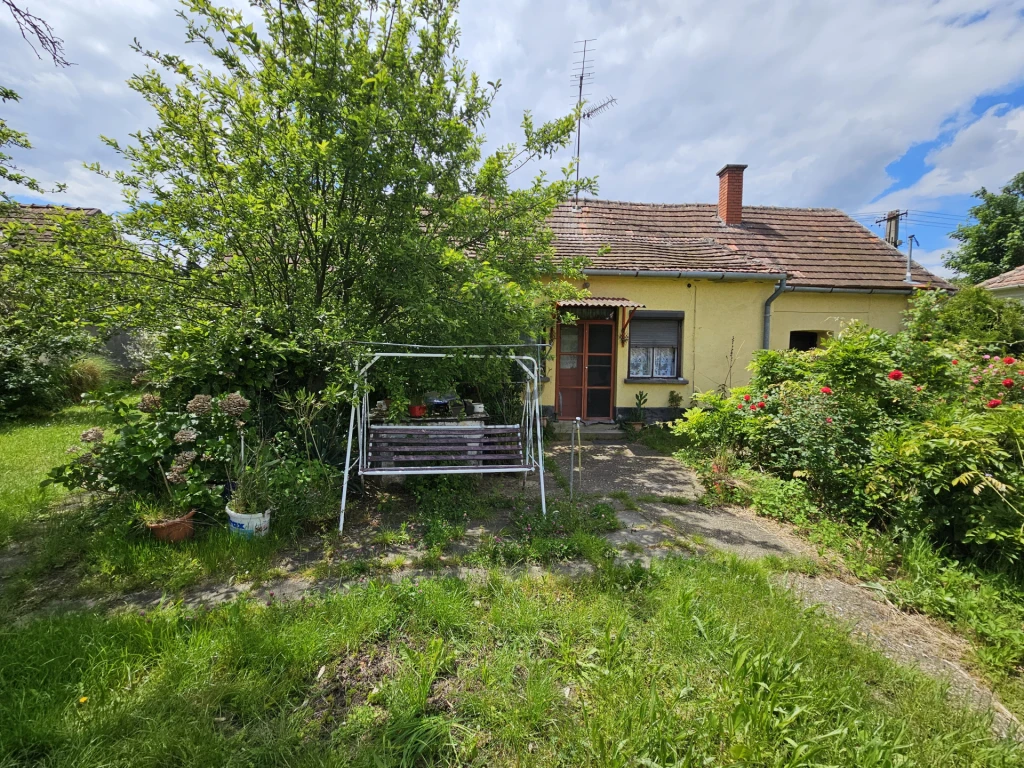 Eladó családi ház, Szarvaskend, Szarvaskend