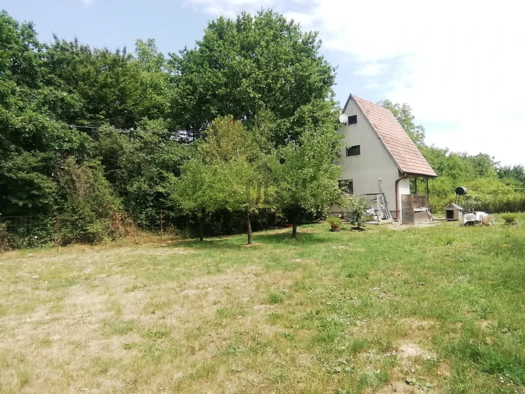 Eladó üdülő, nyaraló, Zalaegerszeg, Hatház