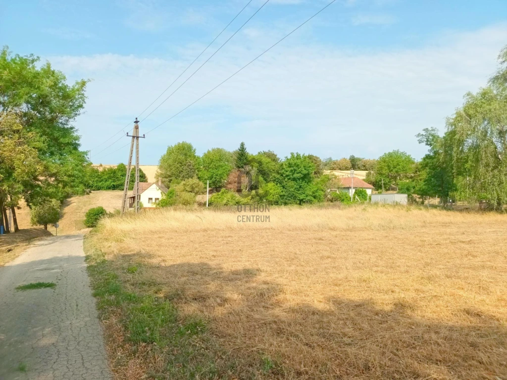 Eladó építési telek, Ligetfalva, Ligetfalva