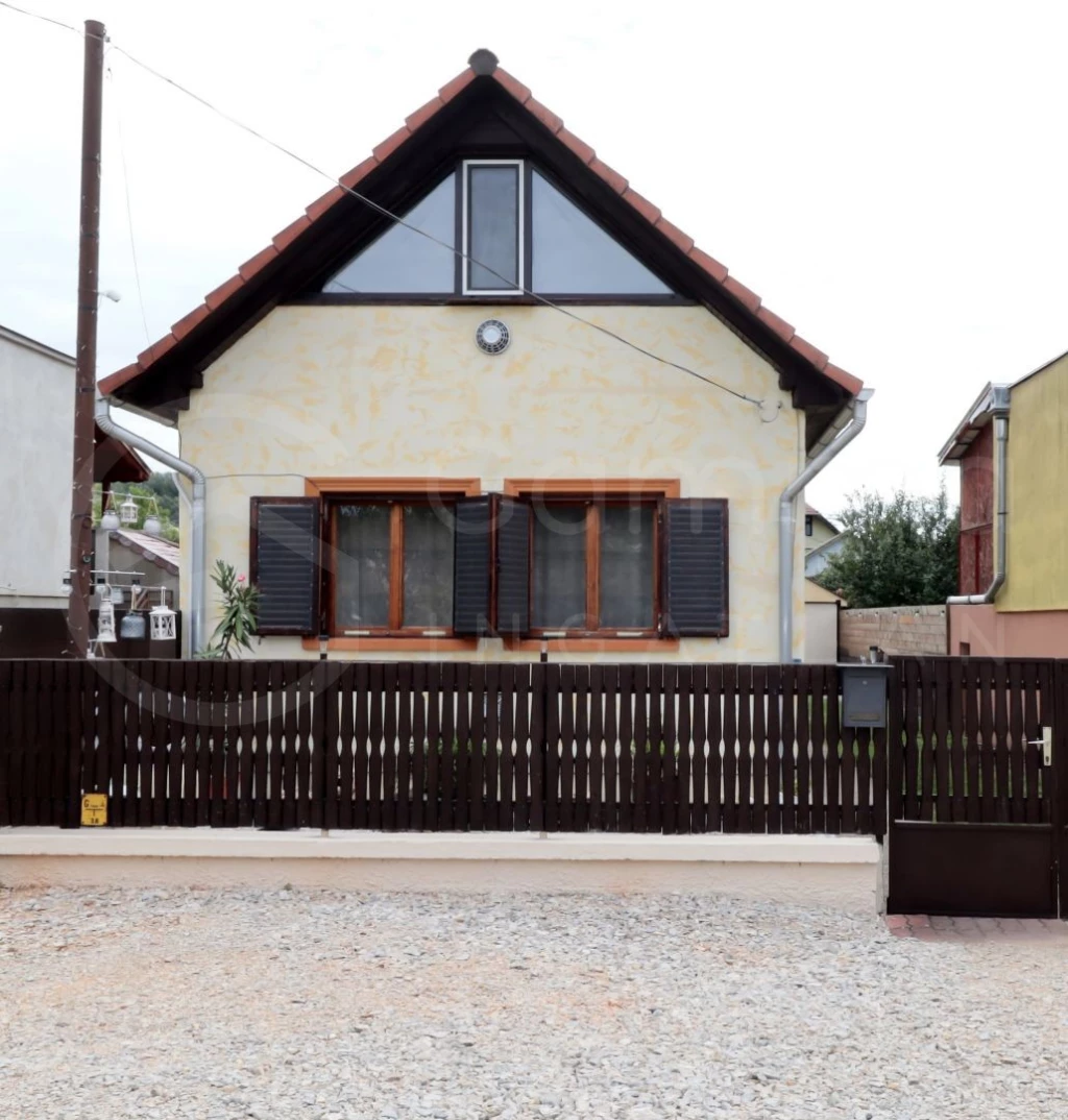 SAJÓSZÖGEDEN FELÚJÍTOTT HÁZ ELADÓ!