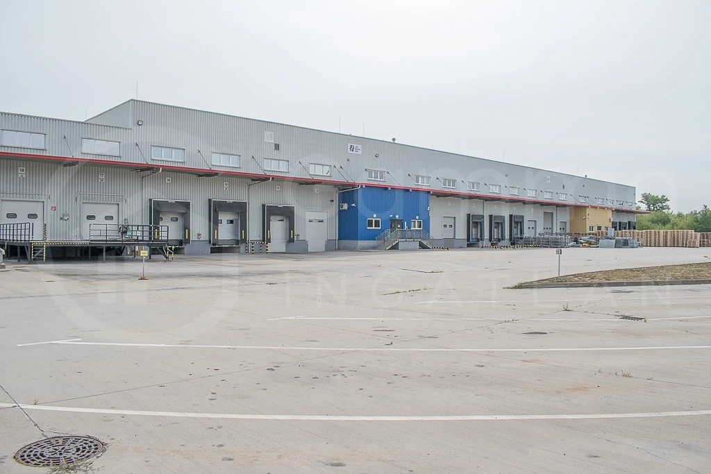 For rent factory building, Miskolc, Szentpéterikapu-kelet