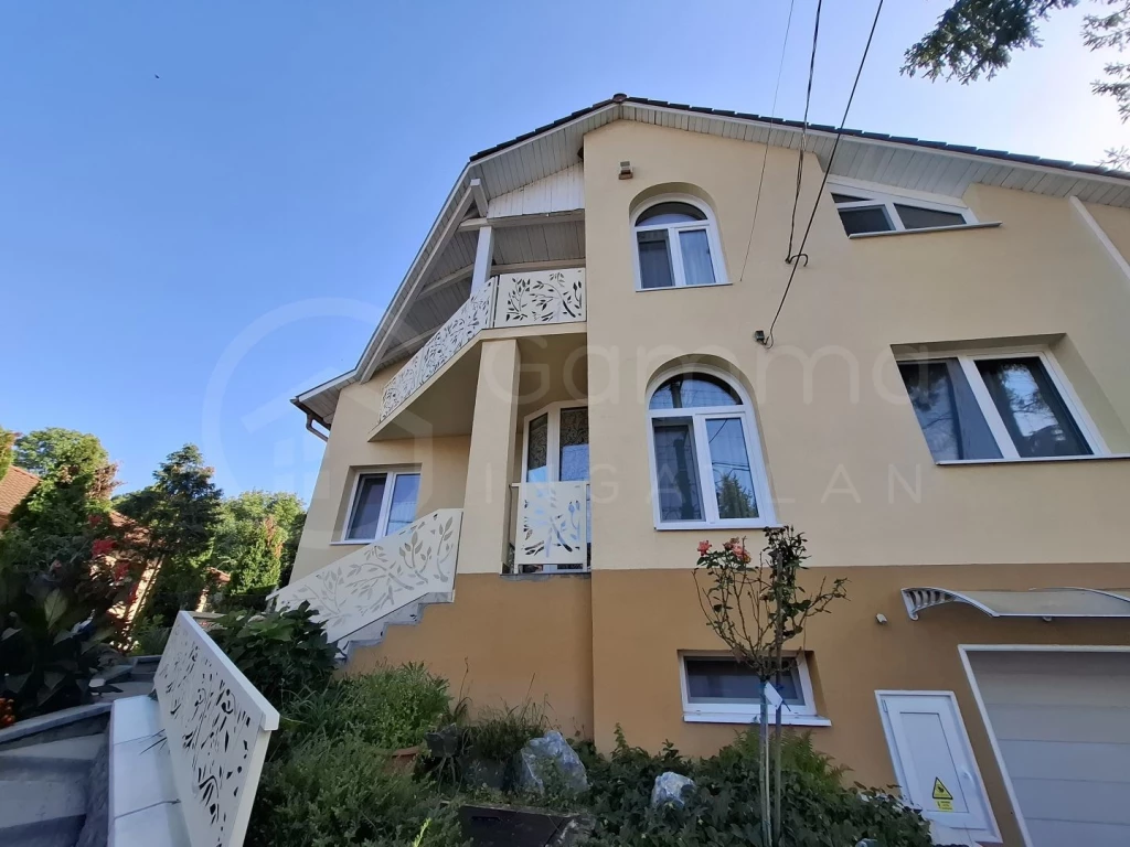 ÁRCSÖKKENÉS!!! GÖRÖMBÖLYI CSALÁDI HÁZ ELADÓ!