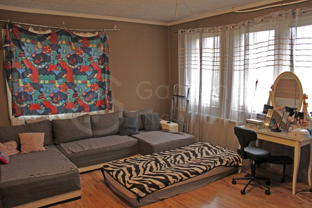 Mályiban tetőteres,2szoba, nappalis családi ház Eladó.