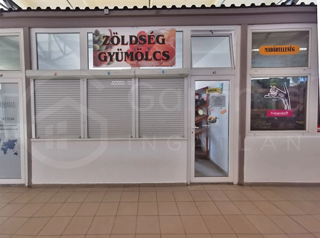 c3-2-name c2-69-name, Miskolc, Újgyőri főtér