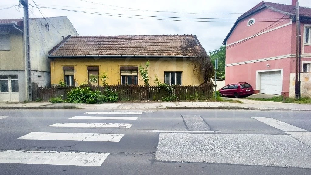 c3-1-name c2-1-name, Miskolc, Diósgyőr