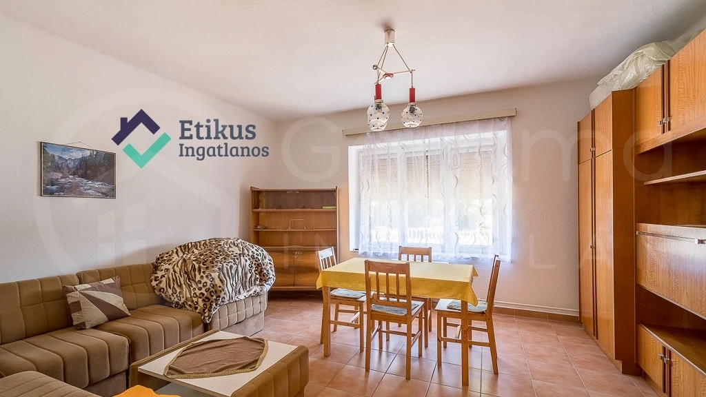 Kisgyőr Mocsolyástelep, központi részén eladó egy 65 m2-es, 2 szobás családi ház!