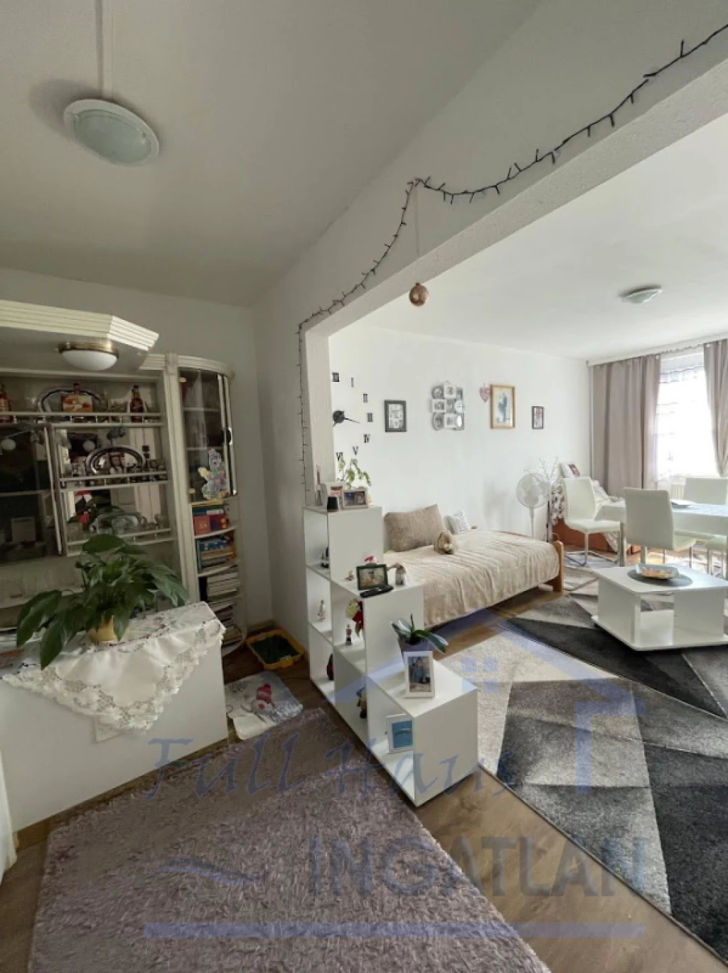 c3-1-name c2-20-name, Tatabánya, Újváros