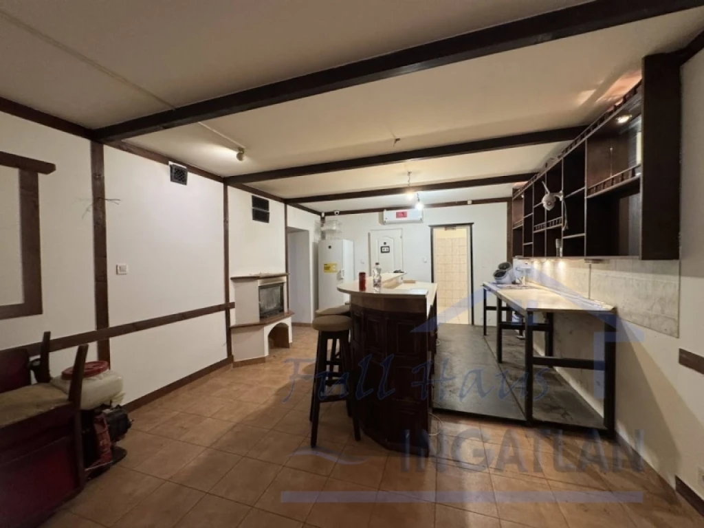 c3-1-name c2-1-name, Neszmély