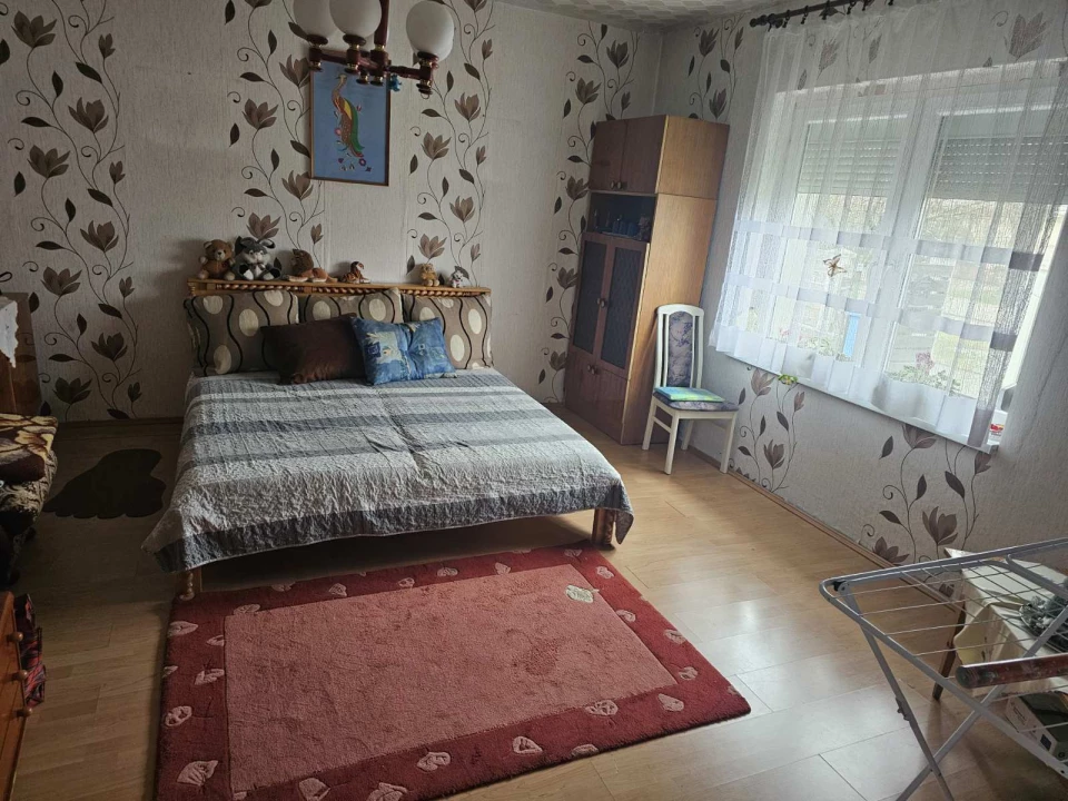 c3-1-name c2-1-name, Újrónafő