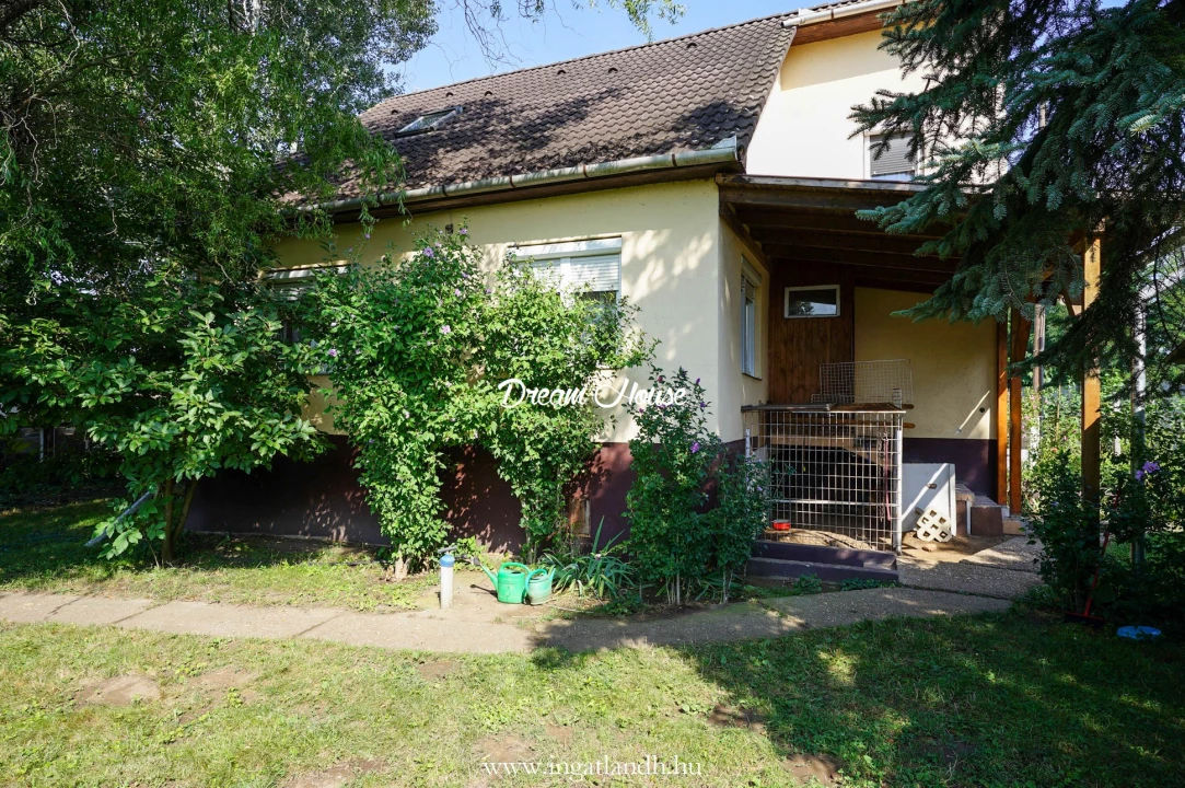 Eladó családi ház, Nyíregyháza