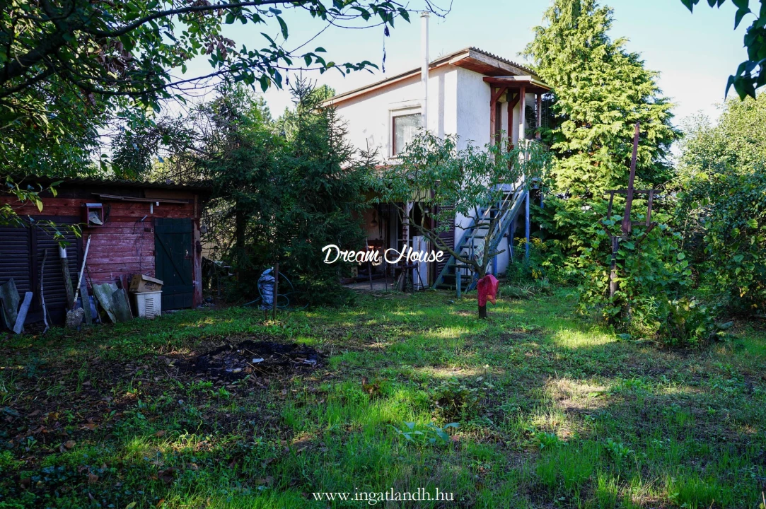 Eladó hétvégi ház, Nyíregyháza
