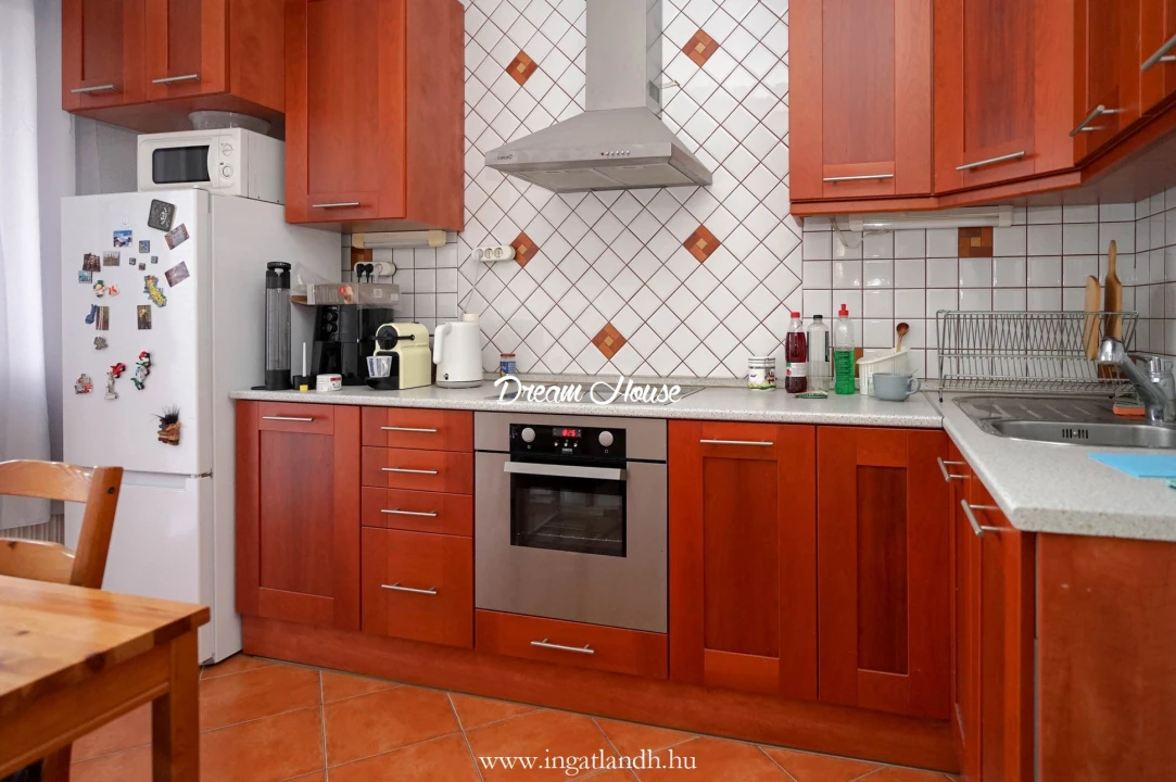 For sale condominium, Nyíregyháza, Nyírfa tér