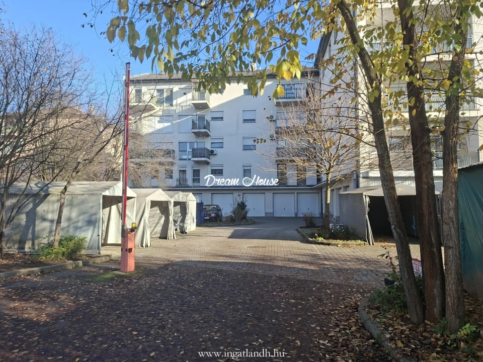 For sale condominium, Nyíregyháza