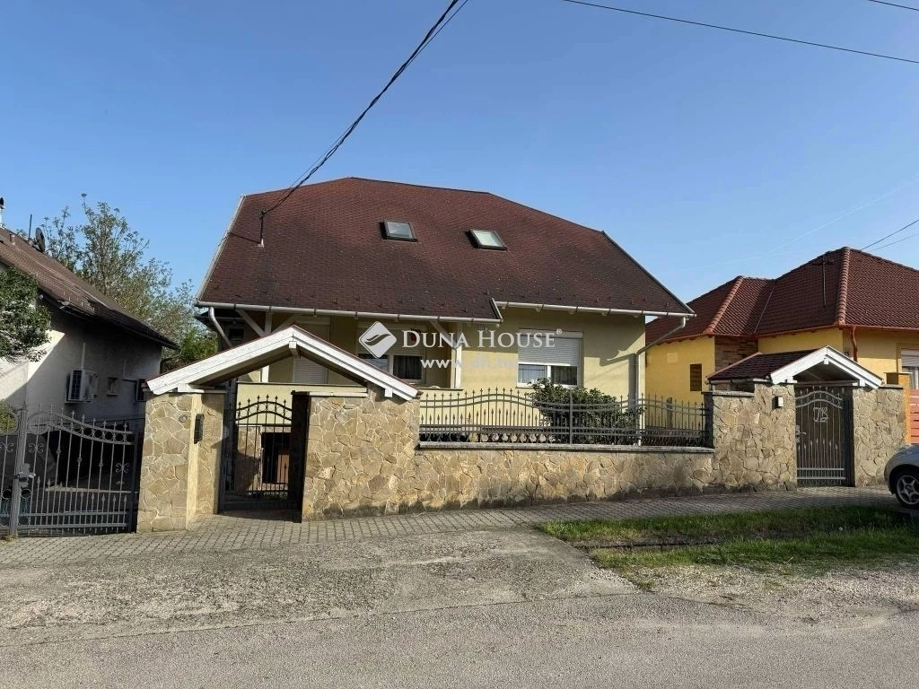 Eladó ház, Százhalombatta