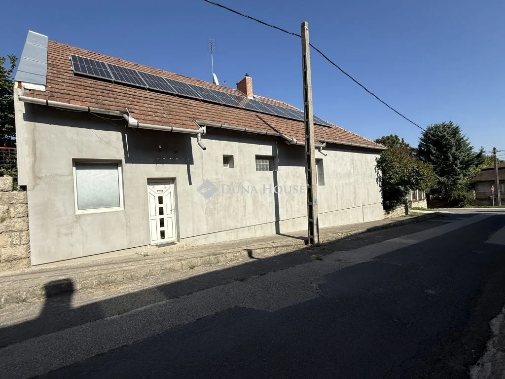 Eladó ház, Sóskút