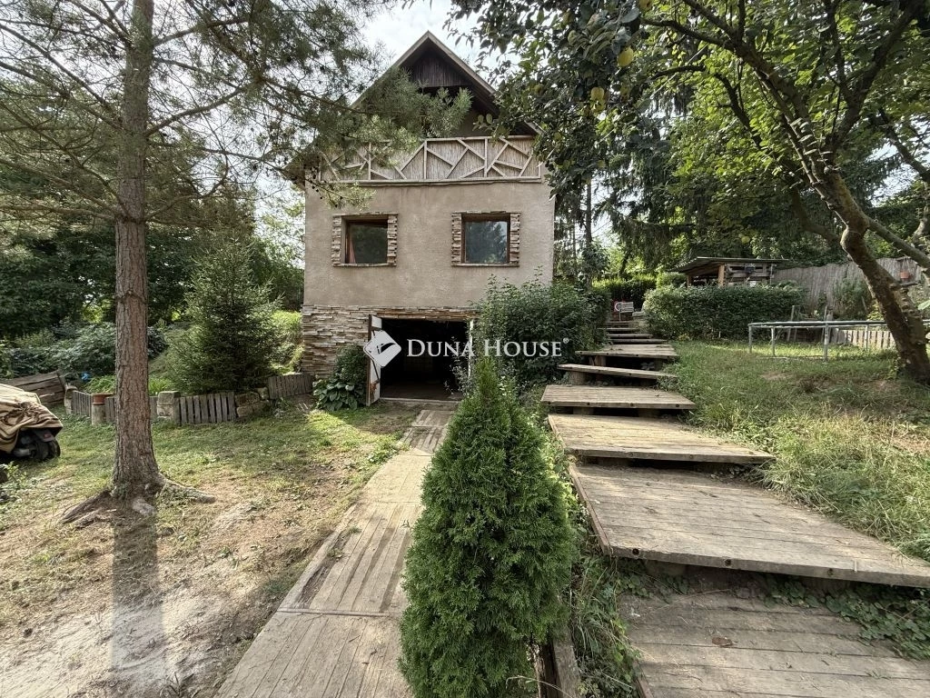 Eladó ház, Biatorbágy