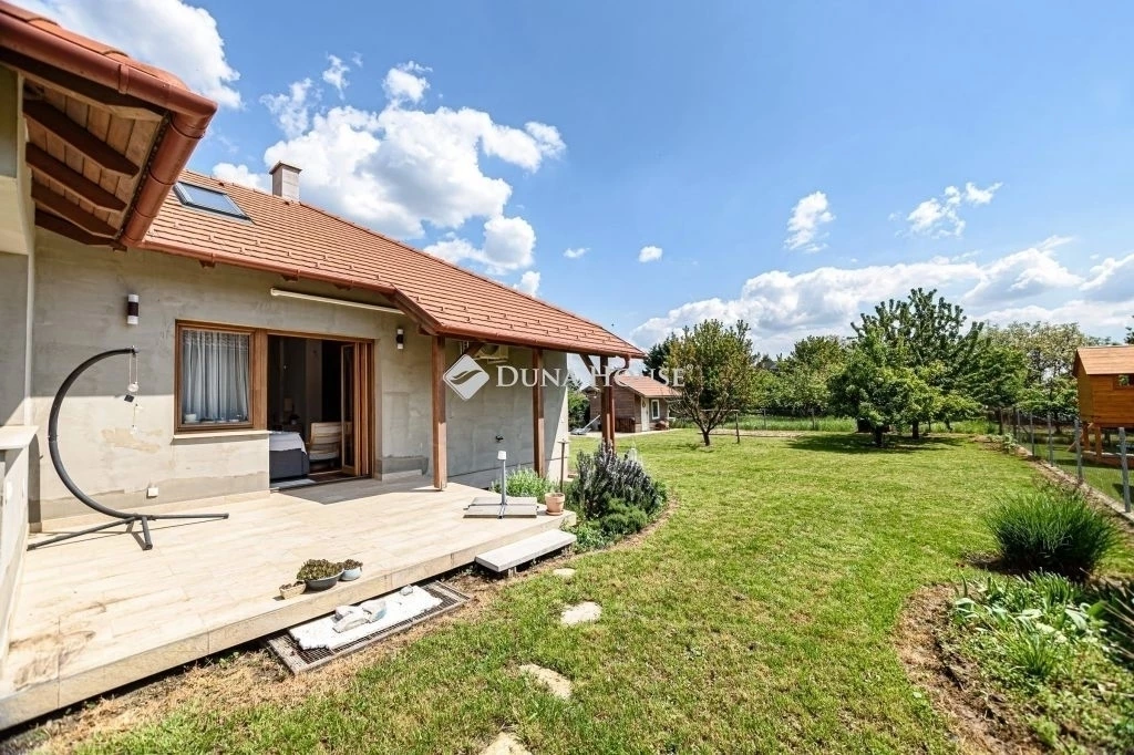 Eladó ház, Pusztazámor