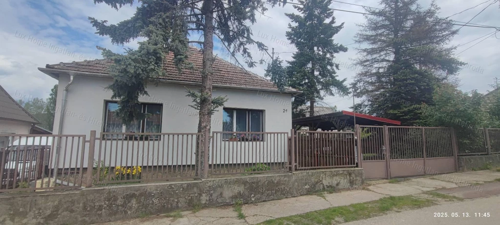 c3-1-name c2-1-name, Tatabánya
