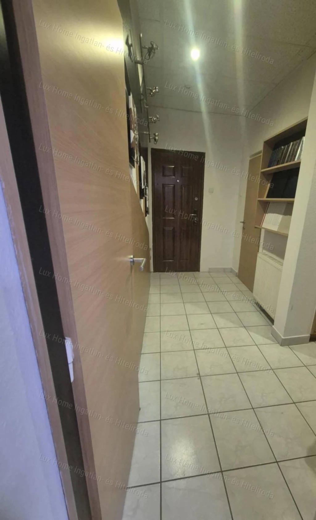 Tatabánya, Komáromi úton eladó ingatlan
