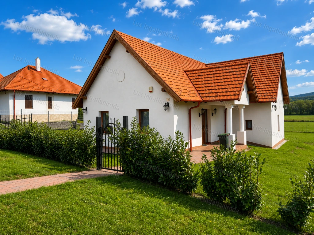 Vértessomlón eladó modern  családi ház - Kizárólag nálunk!