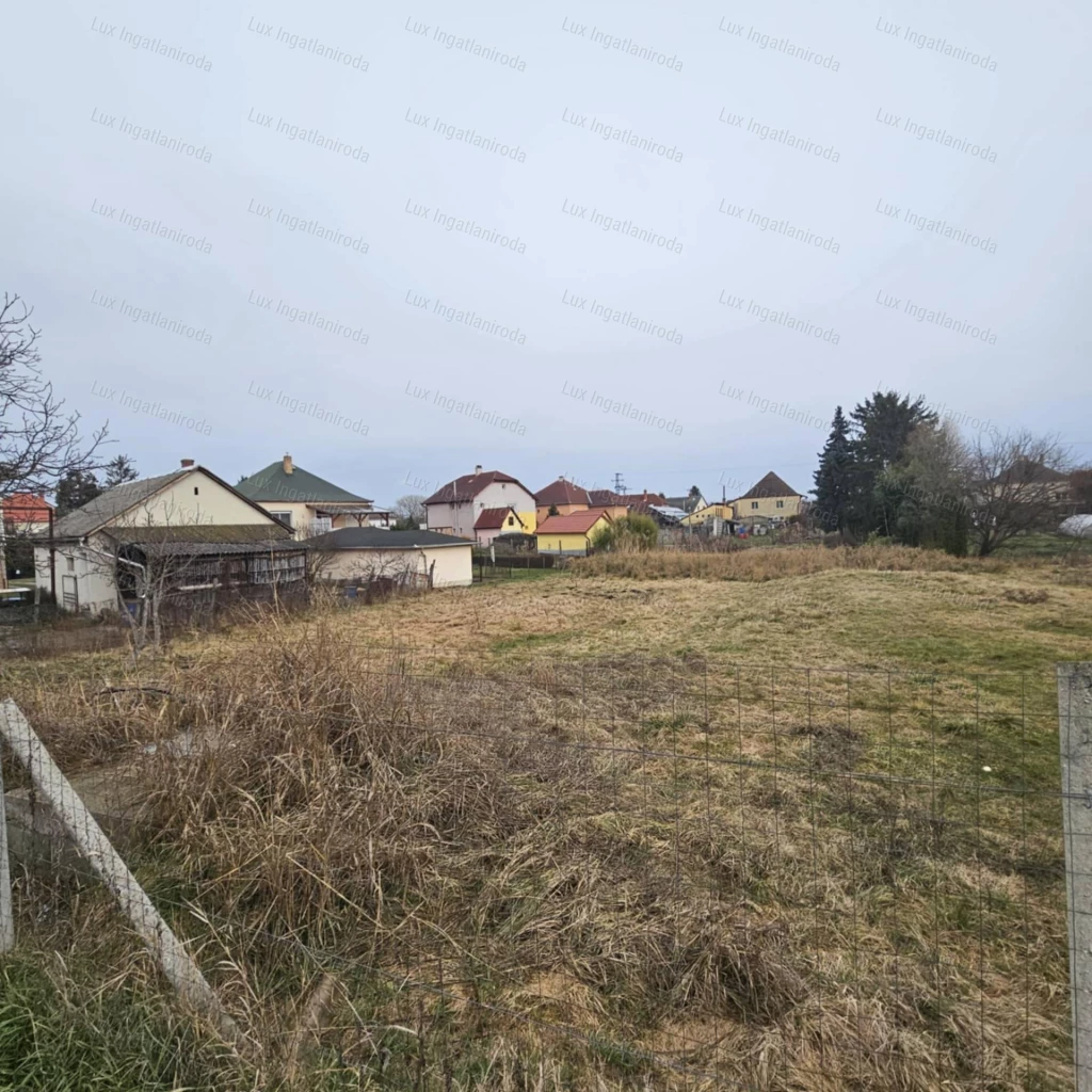For sale building plot, Kecskéd