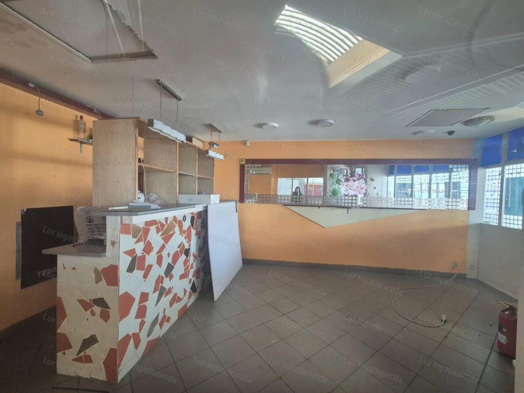 For sale store, Tatabánya