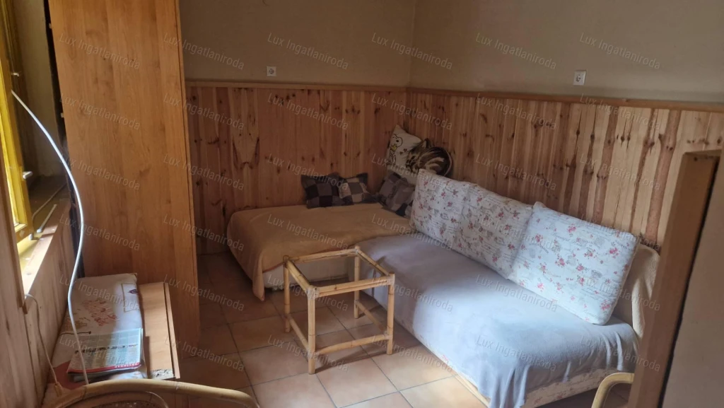 Pilismaróton nyaraló eladó!