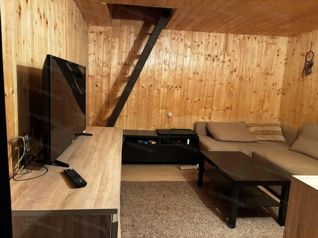 c3-1-name c2-63-name, Tatabánya