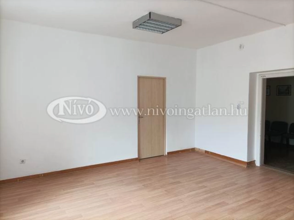 For rent office, office block, Veszprém