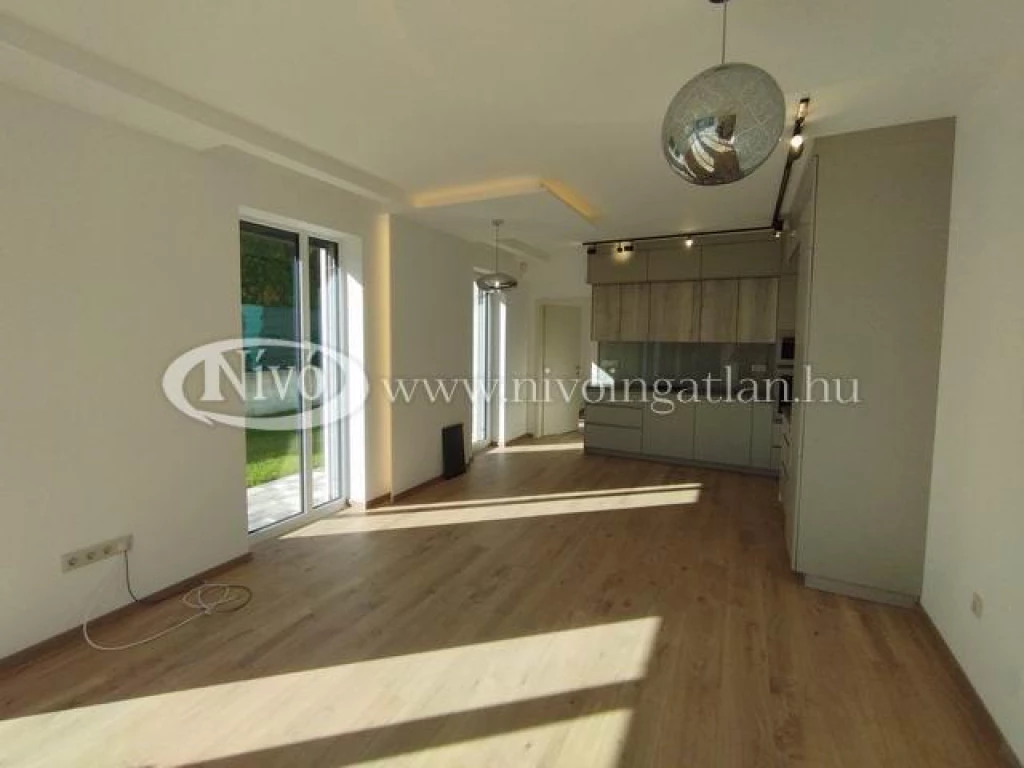 Eladó ikerház, Veszprém