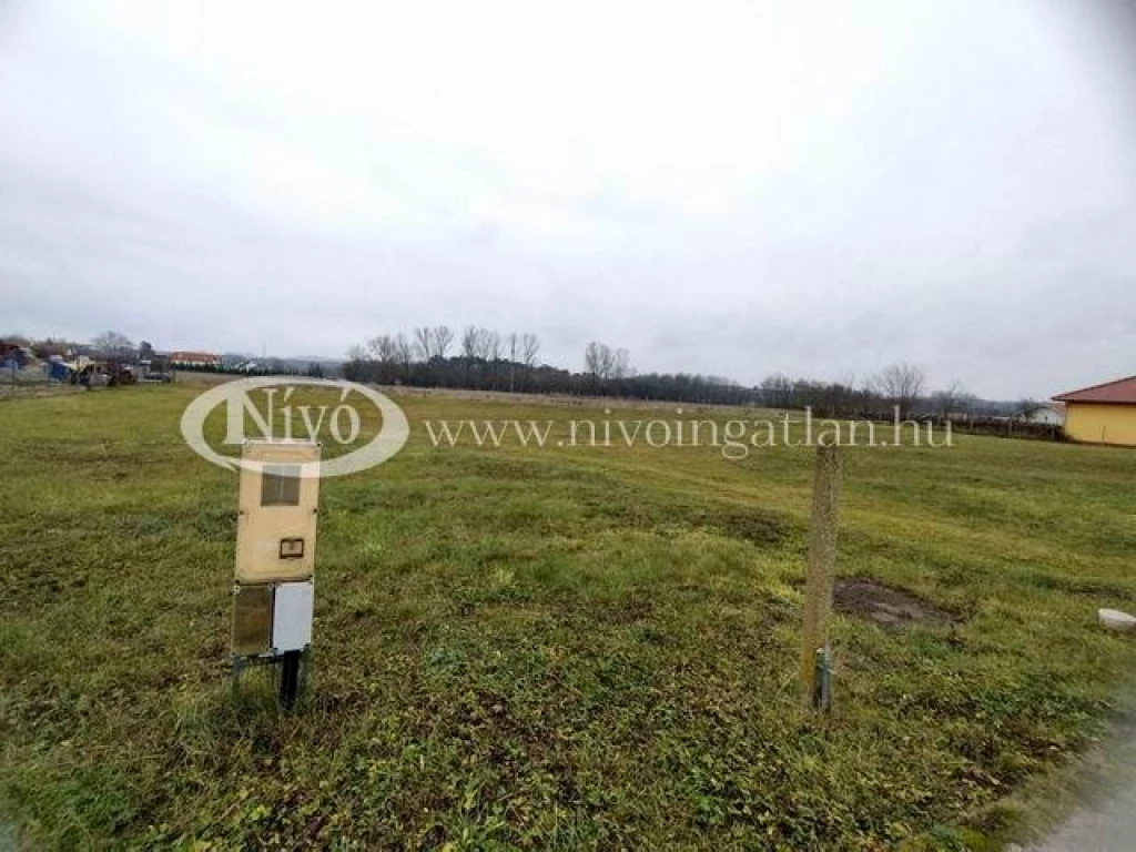 Eladó építési telek, Veszprém