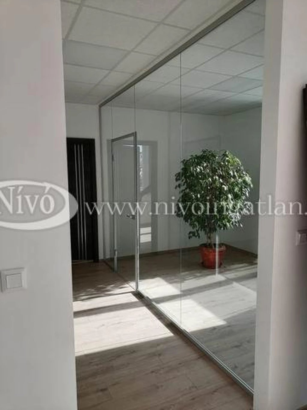 Kiadó iroda, irodaház, Veszprém