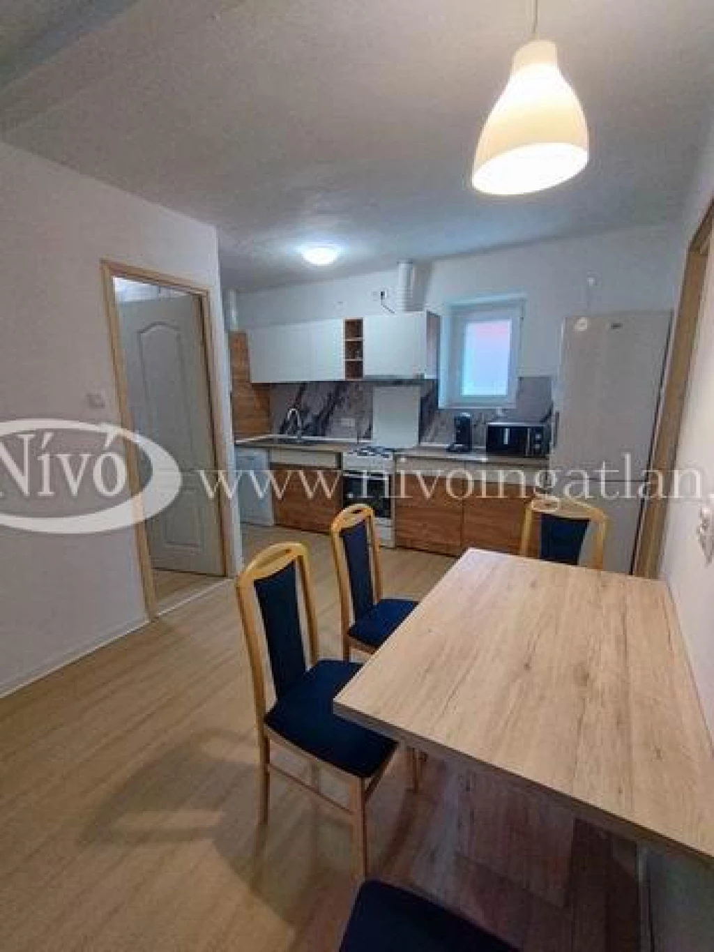 Kiadó családi ház, Veszprém