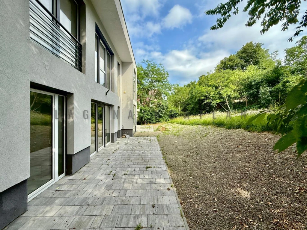 Eladó téglalakás, Budapest II. kerület, Szemlőhegy, Szépvölgyi út- Pusztaszeri út sarok