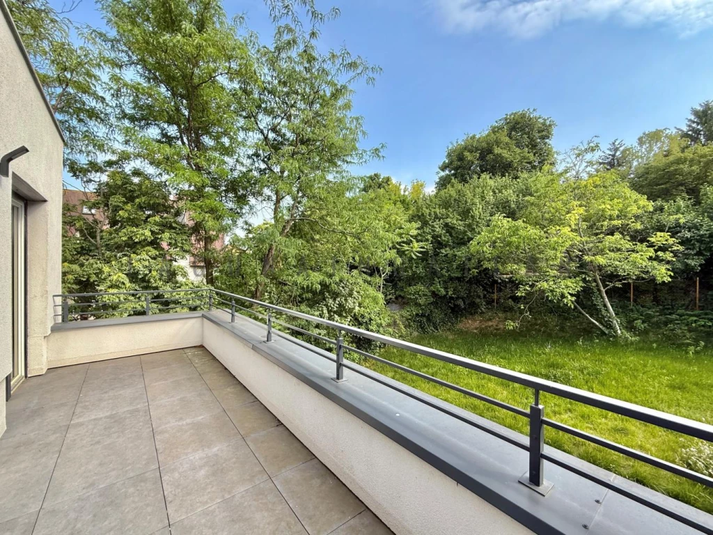 Eladó téglalakás, Budapest II. kerület, Szemlőhegy