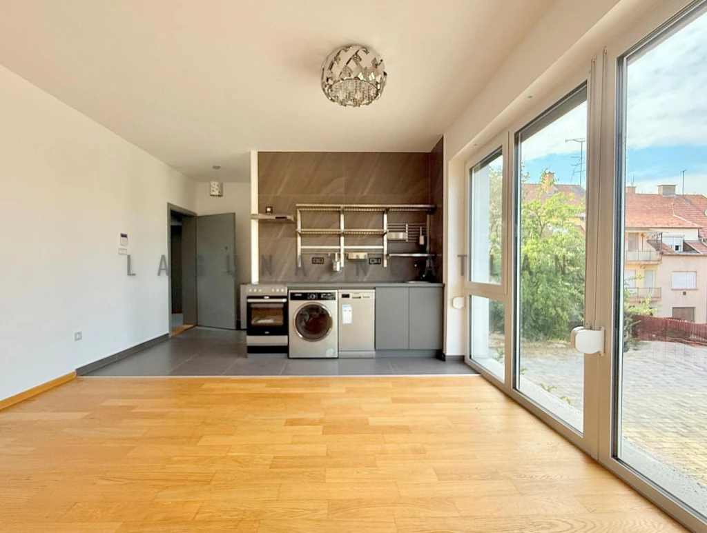 Eladó téglalakás, Budapest II. kerület, Szemlőhegy