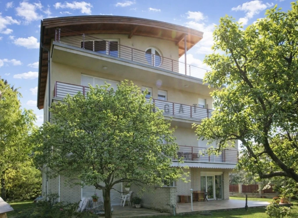 c3-2-name c2-19-name, Budapest III. kerület, Mátyáshegy