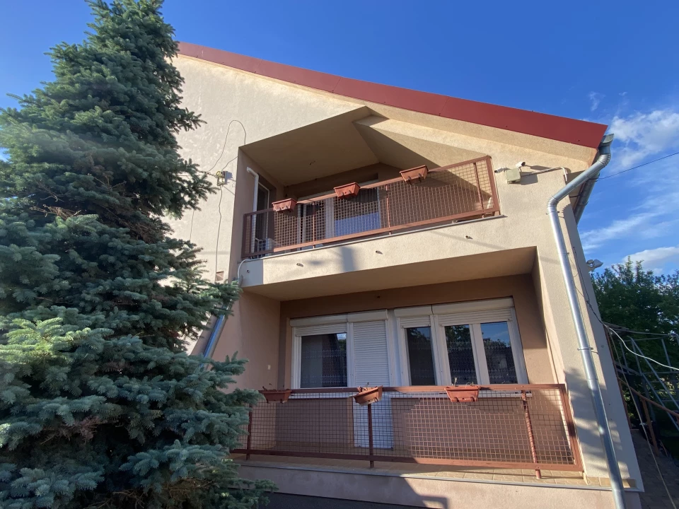 Eladó családi ház, Üllő