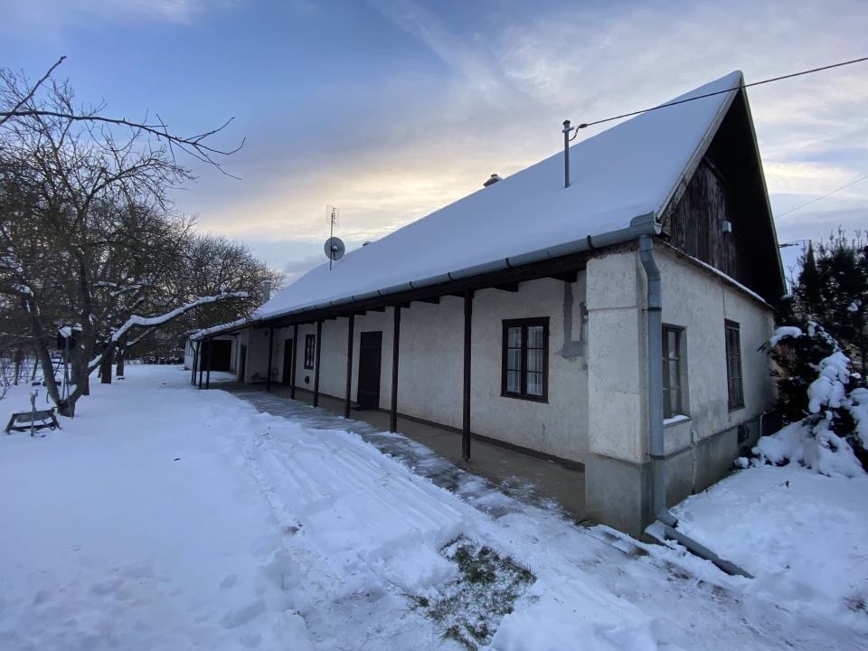 Eladó családi ház, Pánd